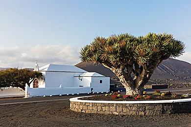 《使命召唤：战区》新地图“火山臼”预告和海量细节